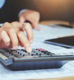 Startup owner consulting VNC Global with Small Business Accounting Services