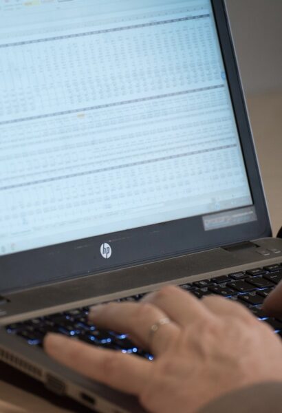 Move from Excel to Xero for real-time business financial control