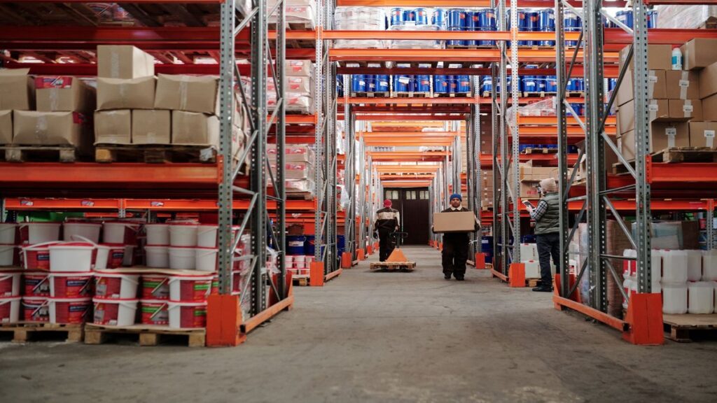 Wholesale accounting services supporting warehouse operations