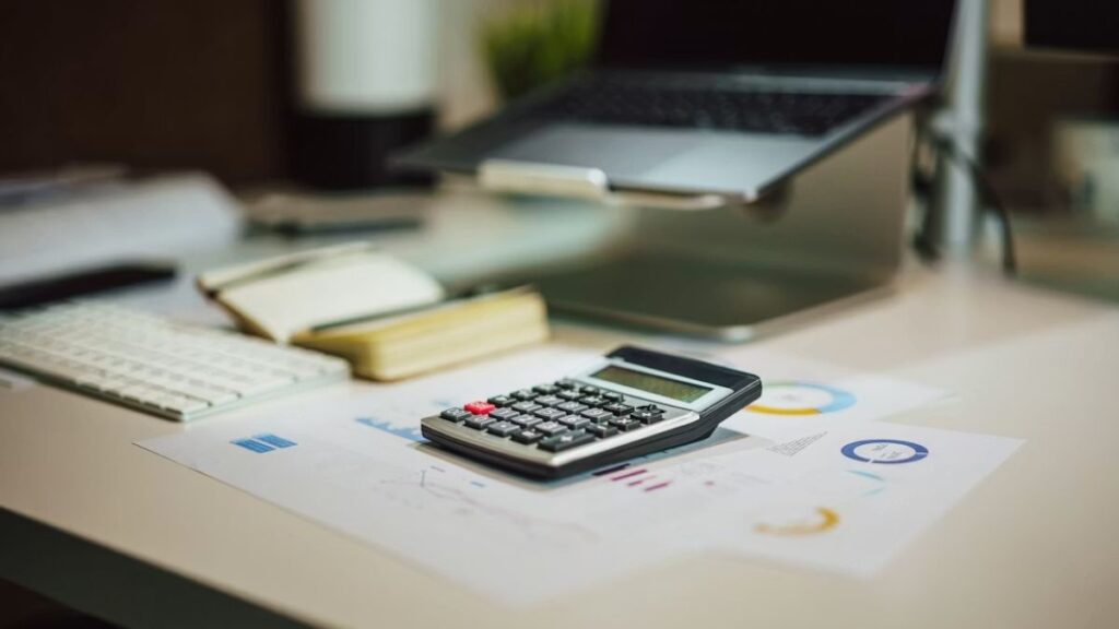 Calculator and business reports