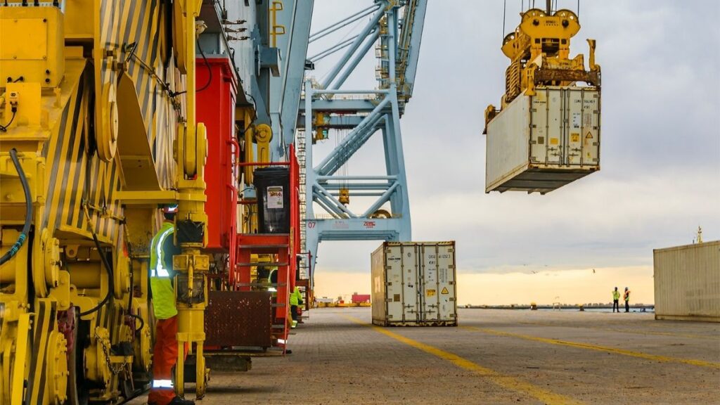 Using landed cost for inventory management