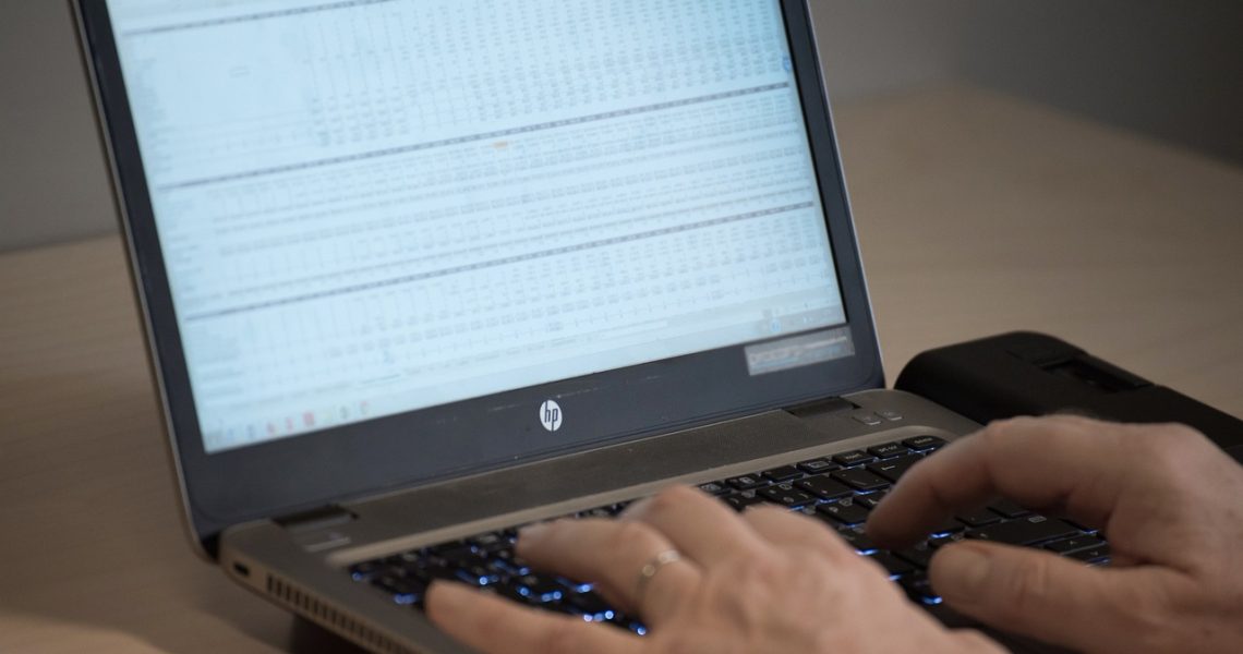 Move from Excel to Xero for real-time business financial control